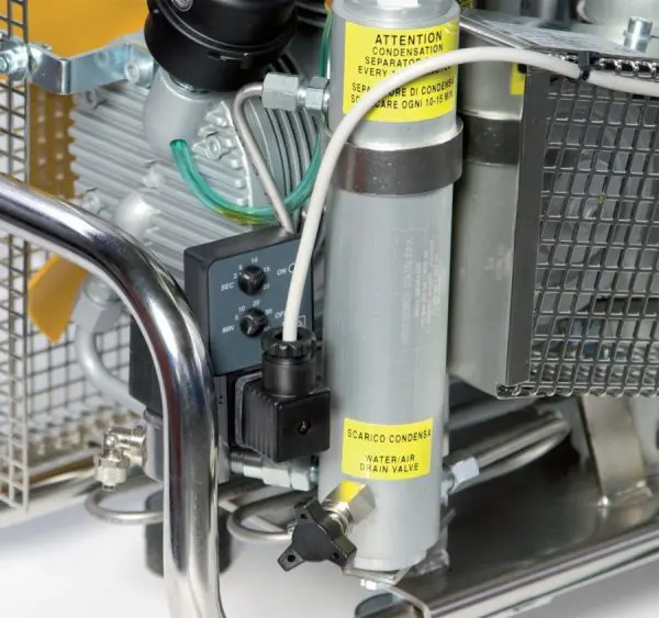 Breathing air compressors — SafeTech