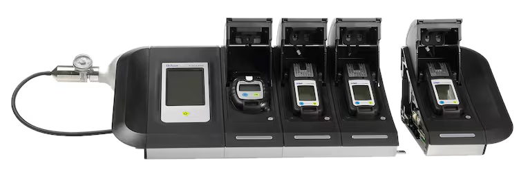 Dräger X-dock® — automatyczna stacja bump-testu i kalibracji detektorów X-am / Pac